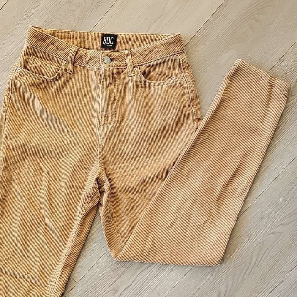 BDG Corduroy Mom High Rise Trousers, Size‎ 26
